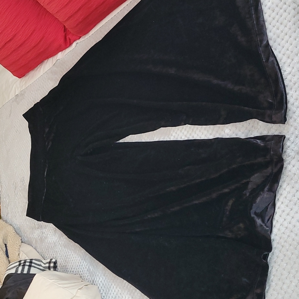 REBDOLLS Black Velvet Wide Leg Pants